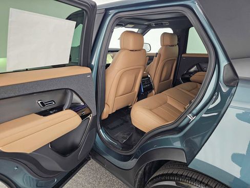 New 2026 Land Rover Range Rover Sport SE AWD/4WD image 15