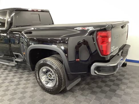 Used 2020 Chevrolet Silverado 3500 LTZ w/ LTZ Plus Package image 3