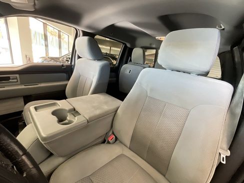 Used 2011 Ford F150 XLT w/ XLT Chrome Pkg image 11