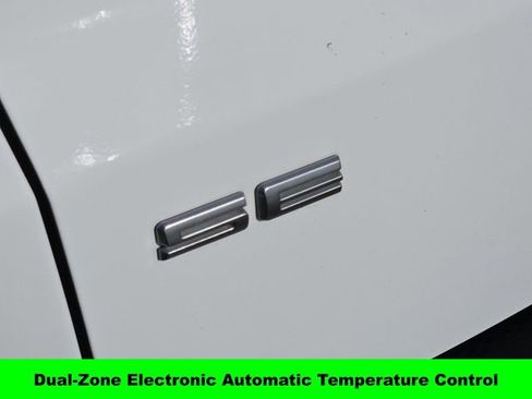 Used 2022 Ford Escape SE w/ Convenience Package image 12