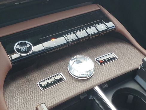 New 2026 Lincoln Navigator Reserve image 25