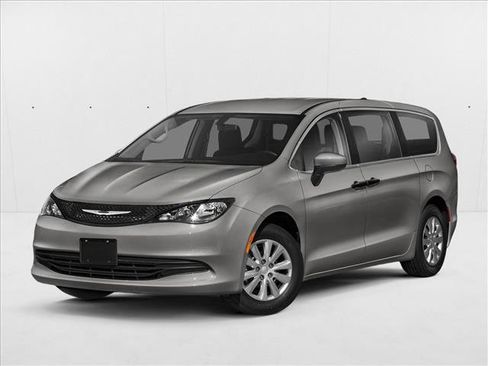 Used 2022 Chrysler Voyager LX FWD image 1