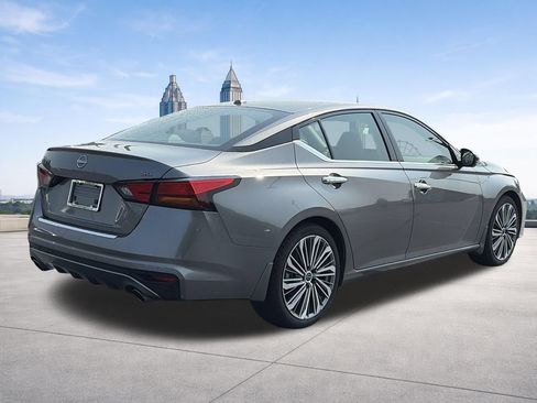 Certified 2023 Nissan Altima 2.5 SL FWD image 5