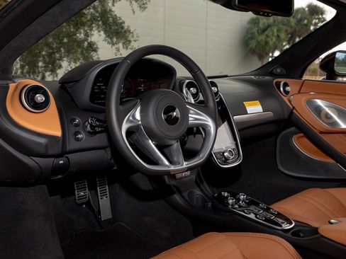 Used 2025 McLaren GTS image 63