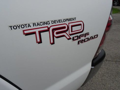 Used 2011 Toyota Tacoma 4x4 Double Cab w/ TRD Off-Road Pkg image 13