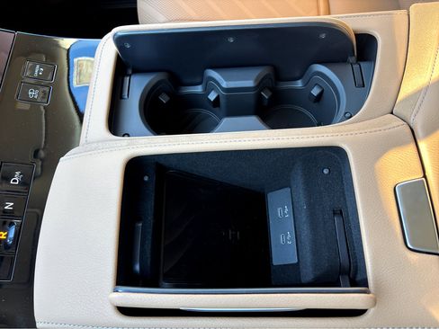 New 2026 INFINITI QX80 Luxe w/ Cargo Package image 11