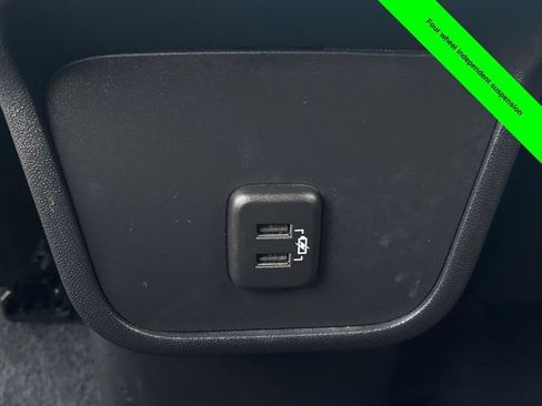 Used 2024 Chevrolet Equinox LT w/ LPO, Floor Liner Package FWD image 27