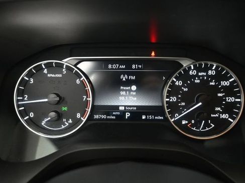 Used 2023 Nissan Rogue SV AWD/4WD image 12