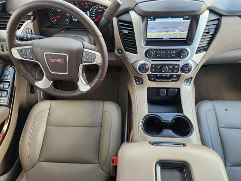Used 2019 GMC Yukon SLT w/ Premium Edition RWD image 27