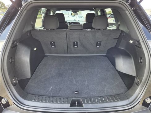 Used 2025 Chevrolet Equinox LT FWD image 28