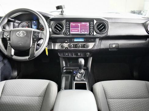 Used 2021 Toyota Tacoma SR image 33