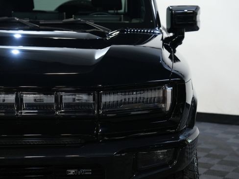 Used 2025 GMC Hummer EV 3X w/ LPO, Sport Package image 10