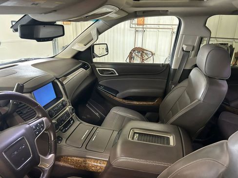 Used 2015 GMC Yukon Denali w/ Open Road Package image 14