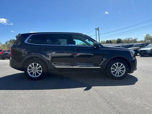 Used 2021 Kia Telluride LX AWD/4WD image 3