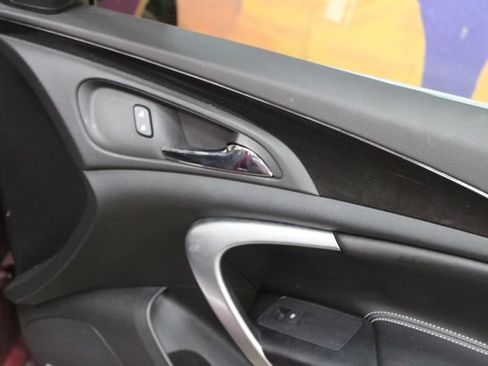 Used 2017 Buick Regal Premium FWD image 11