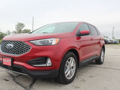 Used 2023 Ford Edge SEL w/ Convenience Package