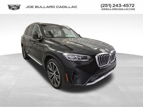 Used 2024 BMW X3 sDrive30i w/ Premium Package w/ZPA image 1