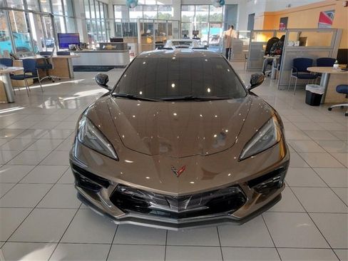 Used 2020 Chevrolet Corvette Stingray Preferred Cpe w/ 2LT Preferred Equipment Group image 2