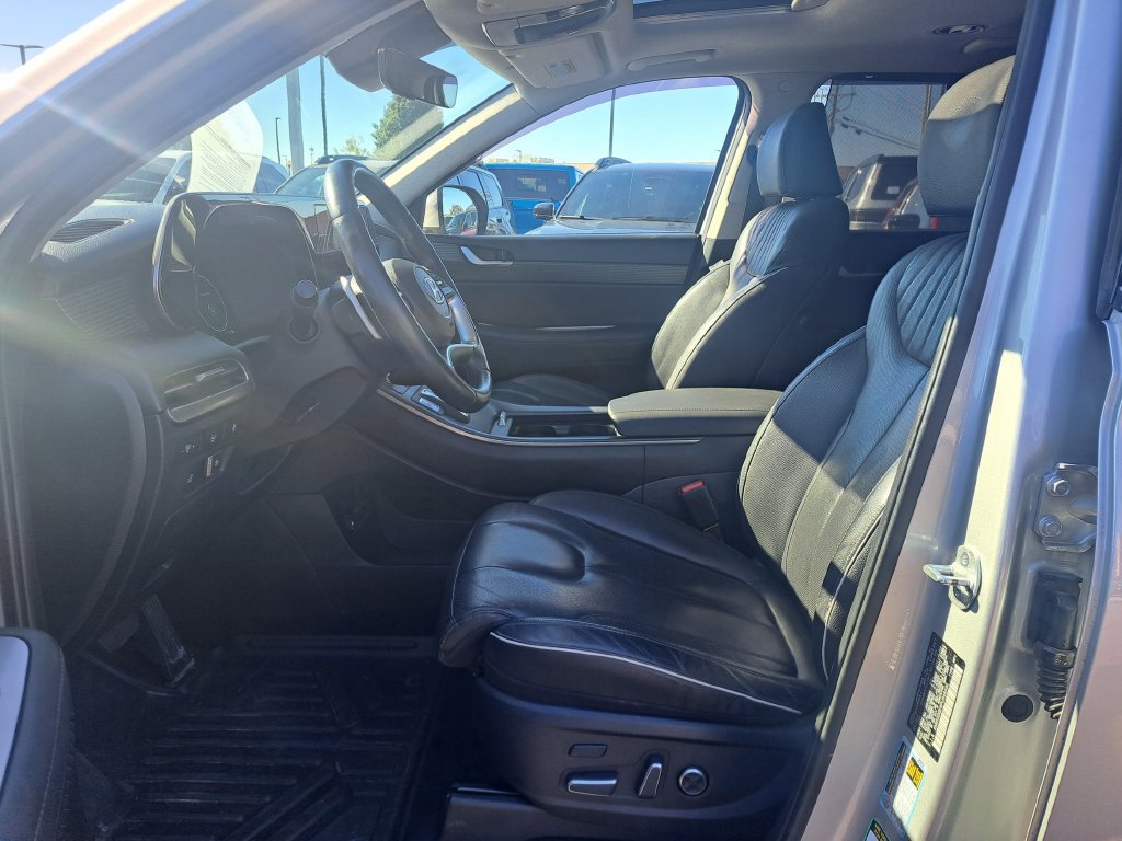 Used 2023 Hyundai Palisade Limited AWD/4WD image 9