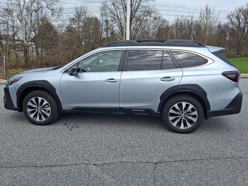 Certified 2025 Subaru Outback Limited image 7