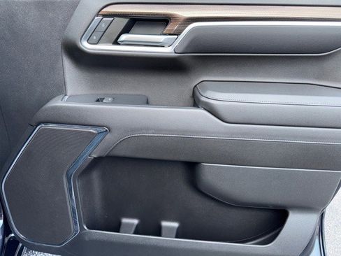 Used 2023 Chevrolet Silverado 1500 LT image 30