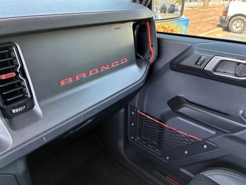 Used 2026 Ford Bronco Raptor w/ Interior Carbon Fiber Pack image 37