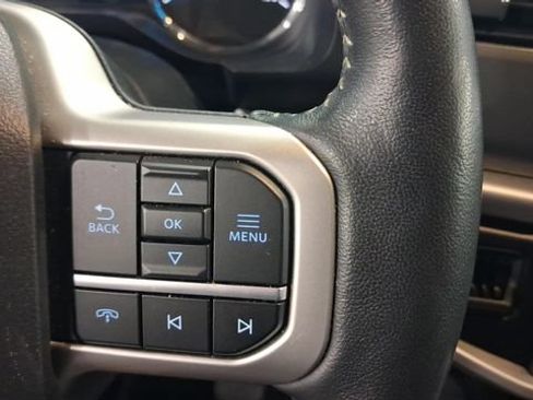 Used 2024 Ford Expedition XLT AWD/4WD image 36