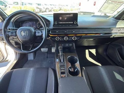 Used 2024 Honda Civic Sport image 17