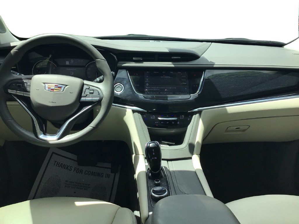 Used 2024 Cadillac XT6 Premium Luxury AWD/4WD image 23