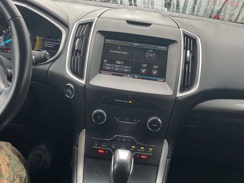 Used 2015 Ford Edge SEL w/ Canadian Comfort Package image 18