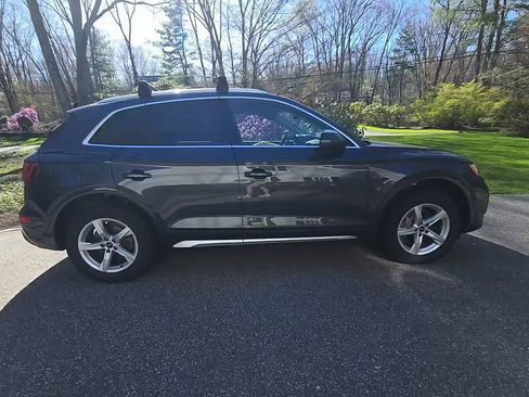 Used 2021 Audi Q5 2.0T Premium AWD/4WD image 2