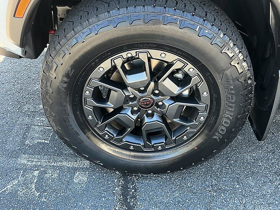 Certified 2023 Nissan Frontier PRO-4X w/ Pro-4X Premium Package AWD/4WD image 9