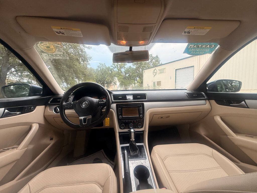 Used 2013 Volkswagen Passat 2.5 SE FWD image 12