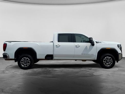 Used 2024 GMC Sierra 3500 SLE w/ SLE Convenience Package AWD/4WD image 9
