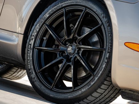 Used 2005 Lexus SC 430 Convertible image 9