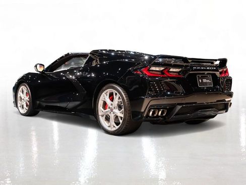 Used 2020 Chevrolet Corvette Stingray Premium Cpe w/ 3LT Preferred Equipment Group image 2