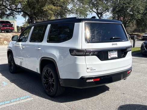 New 2026 Jeep Grand Wagoneer Summit image 7