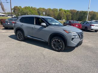 Used 2024 Nissan Rogue Platinum w/ Platinum Premium Package video 1