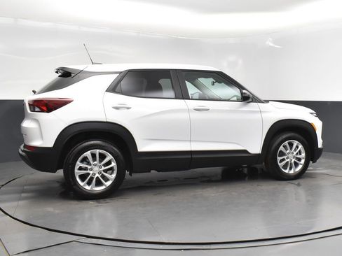 New 2025 Chevrolet TrailBlazer LS w/ LS Convenience Package image 8