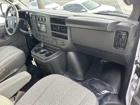 New 2025 GMC Savana 2500 w/ Driver Convenience Package image 25