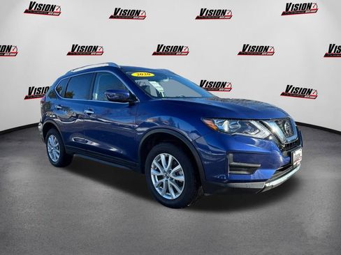 Used 2020 Nissan Rogue SV image 3