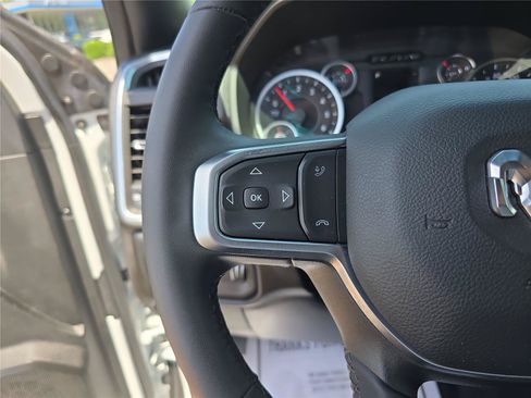 Used 2026 RAM 2500 Big Horn AWD/4WD image 32