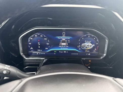 Used 2024 Chevrolet Silverado 2500 LT w/ All Star Edition image 33