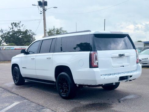 Used 2020 GMC Yukon XL SLE RWD image 3