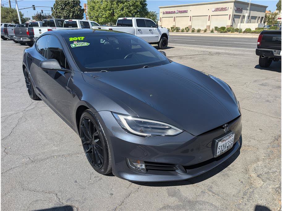 Used 2017 Tesla Model S 75 RWD image 3