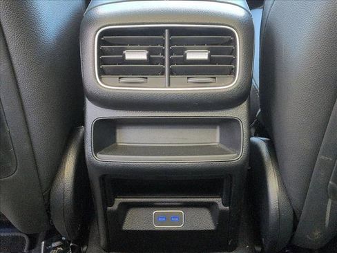 Used 2025 Mercedes-Benz GLE 350 4MATIC image 18