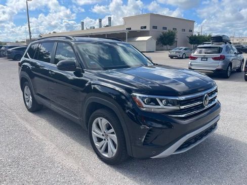 Used 2022 Volkswagen Atlas SE FWD image 1