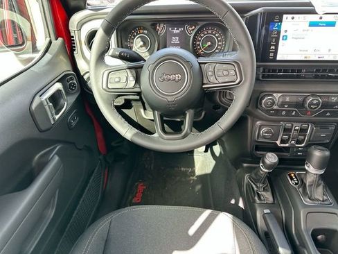 New 2025 Jeep Gladiator Sport image 12