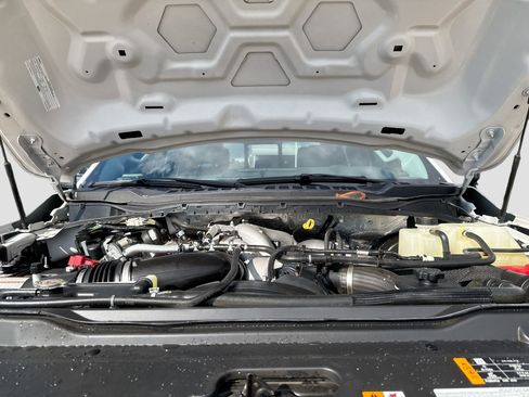 Used 2023 Ford F250 Lariat w/ Sport Appearance Package image 35