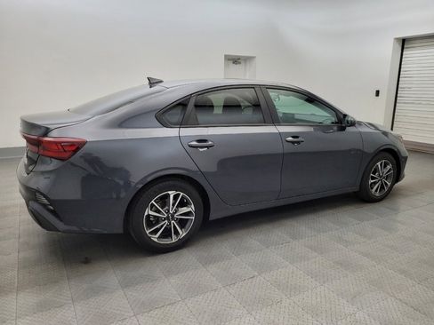 Used 2023 Kia Forte LXS FWD image 10